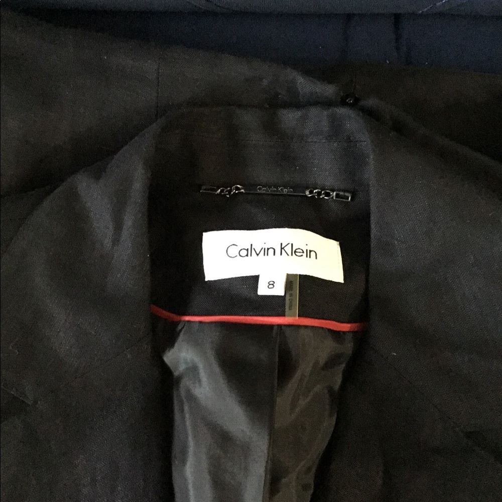 Calvin Klein (2 piece) Skirt Set